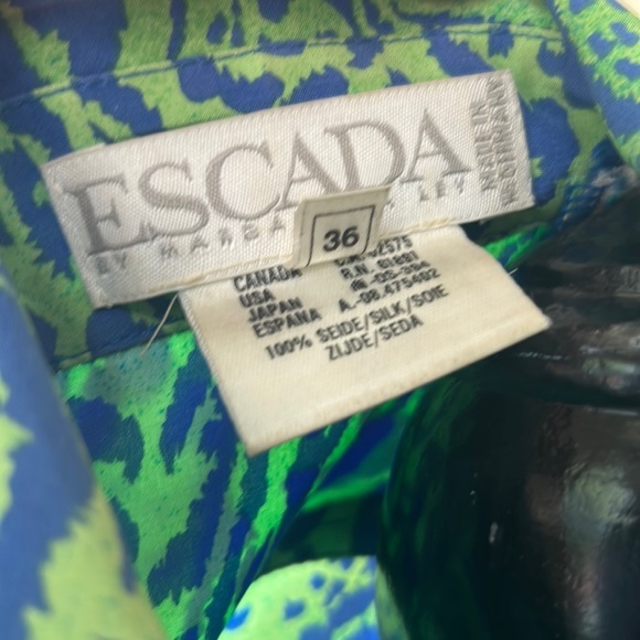 🎃Escada Tiger Print Blouse Circa 1980’s - Picture 2 of 5